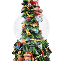 18.5cm Musical Snow Globe With Santa On Christmas Tree (Oh Christmas Tree) image