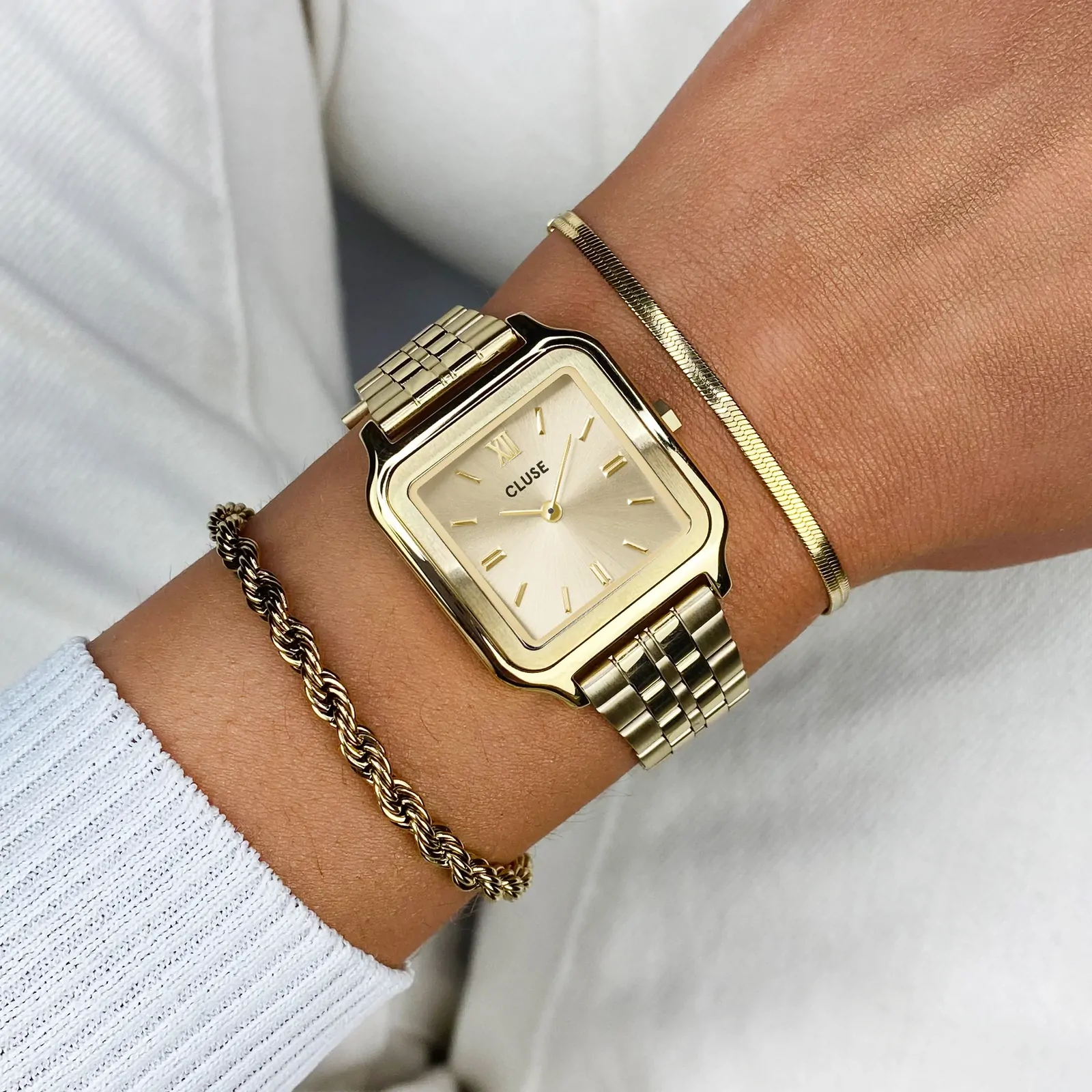 28mm Gracieuse Gold Womens Quartz Watch By CLUSE image