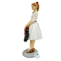 18cm Girl With Wreath image