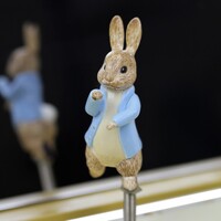 Peter Rabbit Musical Jewellery Box (Vivaldi- Spring) image