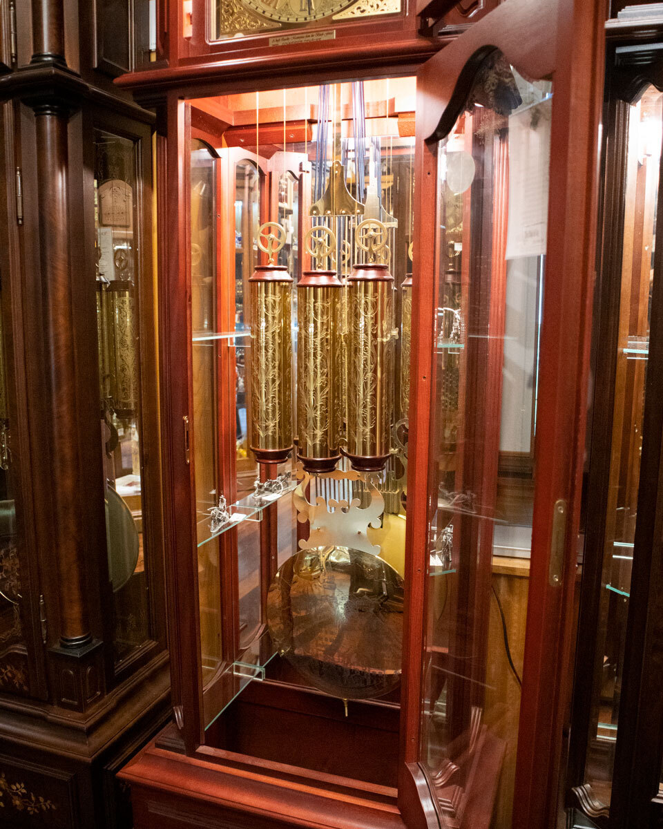 207cm Mahogany Grandfather Clock With Triple Chime & Shelves By SCHNEIDER image