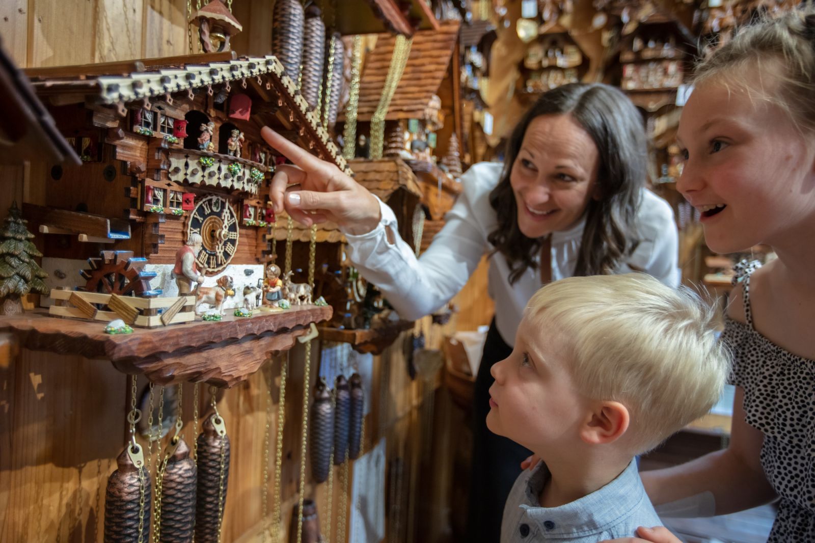 Children admiring cuckoo clock