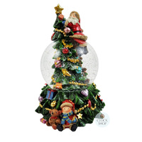 18.5cm Musical Snow Globe With Santa On Christmas Tree (Oh Christmas Tree) image