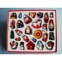 Traditional German Decorations 26 Set