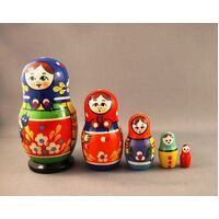 Village Russian Nesting Dolls Small 5 Set 8cm