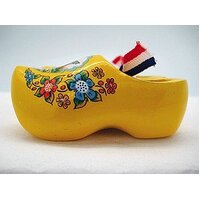 Magnet - Shoes Wooden Yellow