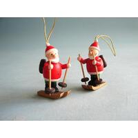 Santa on Ski's with Back Pack