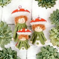 Mushroom Gnome Family - Green (Set Of 3) image